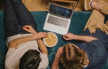 Tak Perlu Keluar Rumah, Ini Dia 5 Resep Sat Set Mudah untuk Nobar Saat Hujan Datang