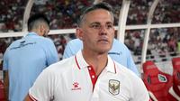 Pelatih kepala Timnas Indonesia, John Herdman saat laga semifinal FIFA Series 2026 melawan St Kitts and Nevis di Stadion Utama Gelora Bung Karno (SUGBK), Senayan, Jakarta, Jumat (27/03/2026). (Bola.com/M Iqbal Ichsan)