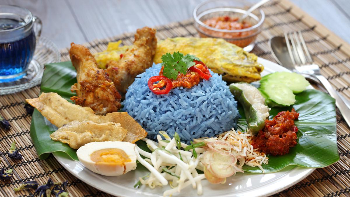 Resep Nasi Biru Bunga Telang yang Gurih