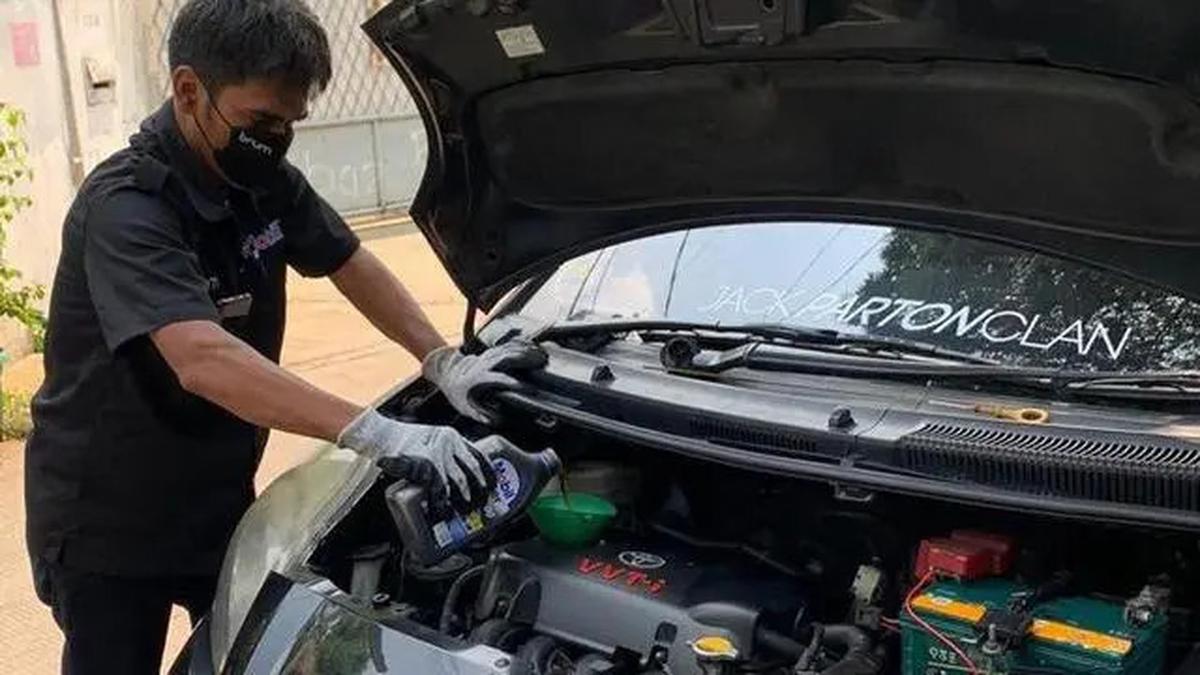 Ini Hal Mengerikan yang bakal Terjadi Jika Kamu Salah Pilih Oli Mesin untuk Mobil