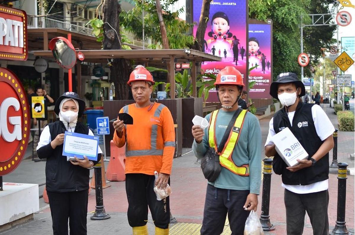 Aksi Tanggap Bencana, BRI Peduli Salurkan Masker dan Vitamin untuk Lindungi Masyarakat dari Abu Vulkanik