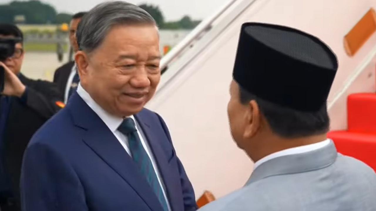 Prabowo Antar Kepulangan Sekjen Partai Komunis Vietnam Tom Lam