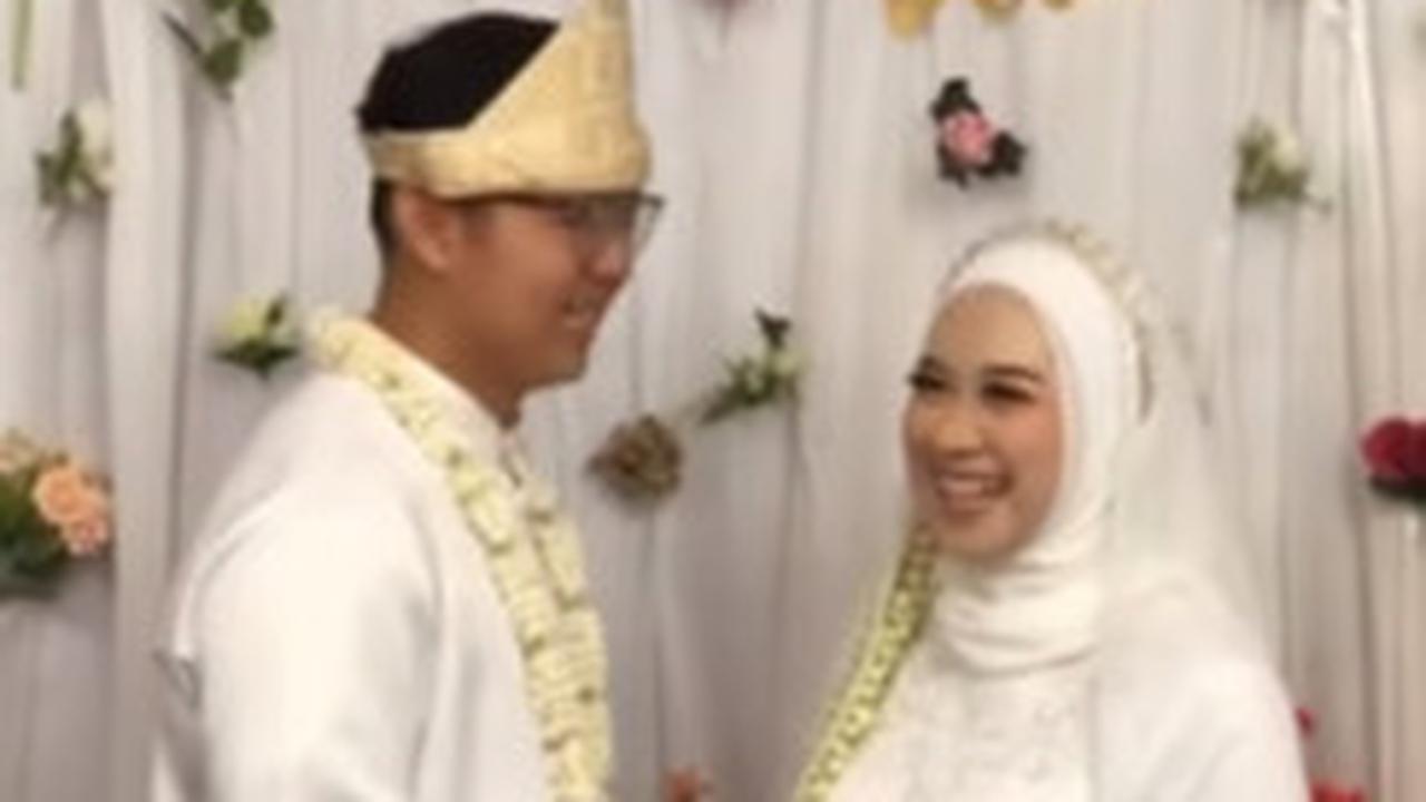 Uniknya Pernikahan Sejoli