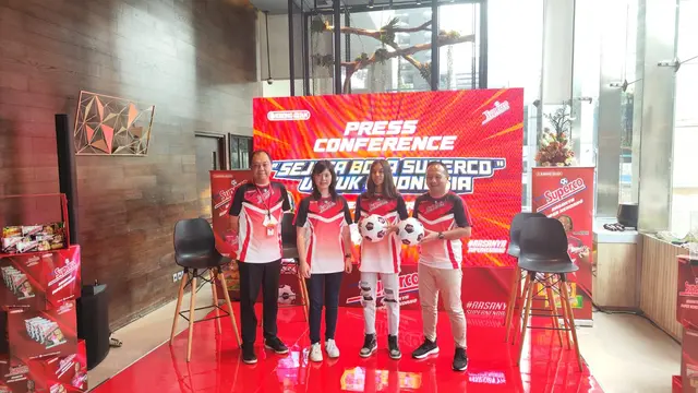 Peluncuran program Sejuta Bola Superco