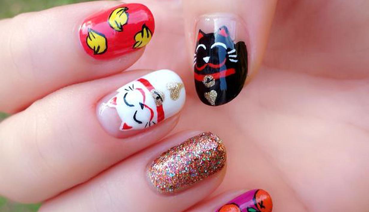 10 Nail Art Tema Imlek Yang Unik Dan Meriahkan Tahun Ayam Api