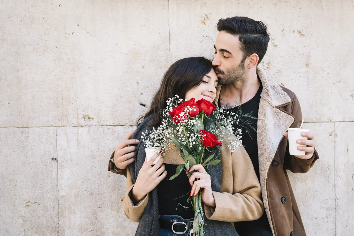 couple juli pasangan romantis