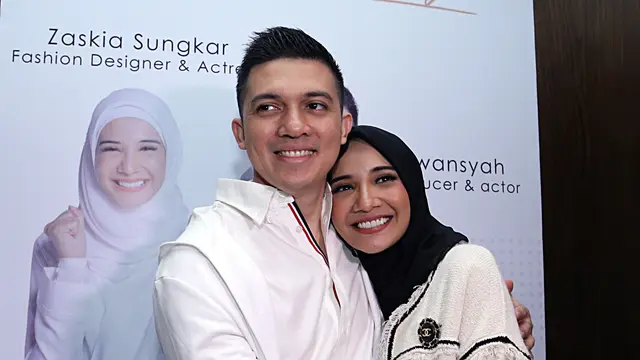 [Bintang] Zaskia Sungkar dan Irwansyah