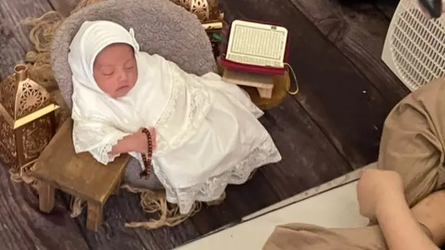 Baby Moana, anak Ria Ricis dan Teuku Ryan (Instagram/riaricis1795/thericisryan)