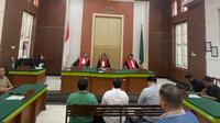 Suasana sidang perkara PKPU PT Aero Multi Karya di Pengadilan Niaga Makassar (Liputan6.com/Fauzan)