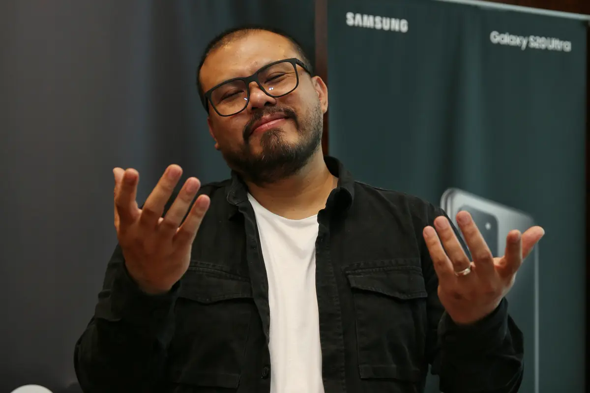 [Fimela] Joko Anwar Acara Samsung Galaxy S20