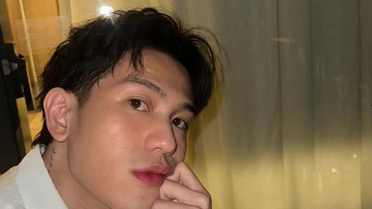 Julian Jacob Debut Akting Horor di Film Rest Area, Jadi Crazy Rich yang Narsistik