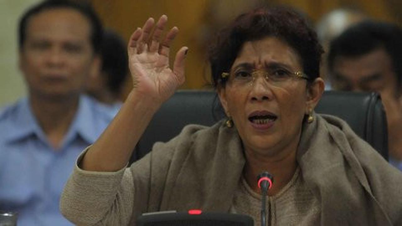 Belum setahun jadi menteri, Susi Pudjiastuti disikat kanan kiri