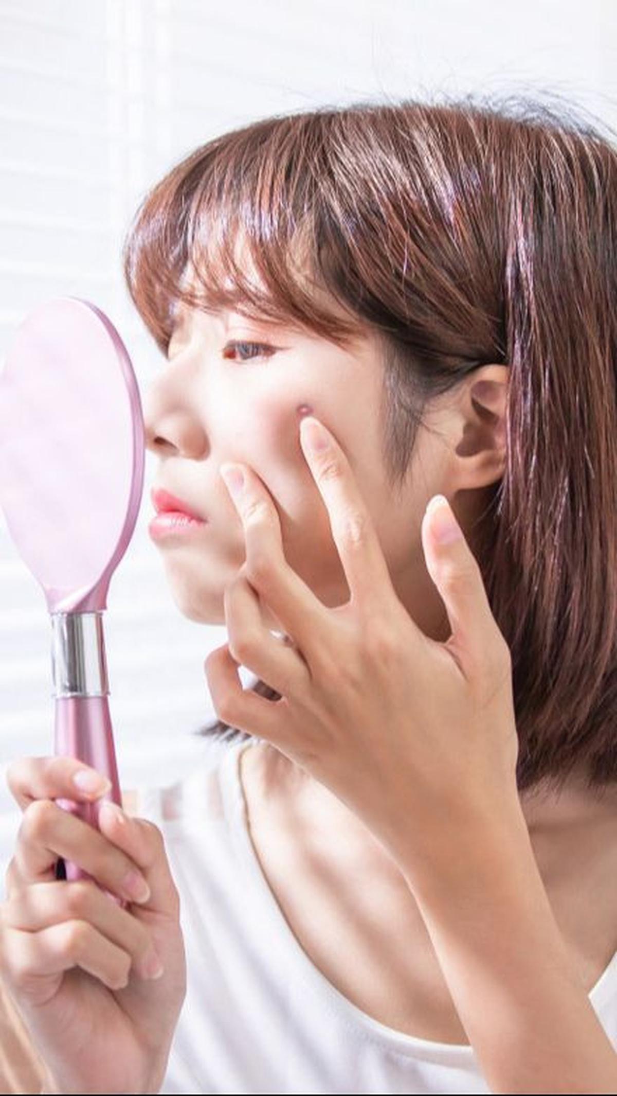 Permasalahan Kulit yang Sering Terjadi pada Wanita Usia 50 Tahun ke Atas<br>