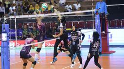 Kemenangan ini merupakan yang kedua kalinya dalam empat laga yang sudah dijalani. Kemenangan pertama didapat atas tim yang sama di putaran pertama final four, pekan lalu. Dua laga lainnya kalah atas Bank Jatim dan Petrokimia Gresik Pupuk Indonesia. (Dok. PBVSI)