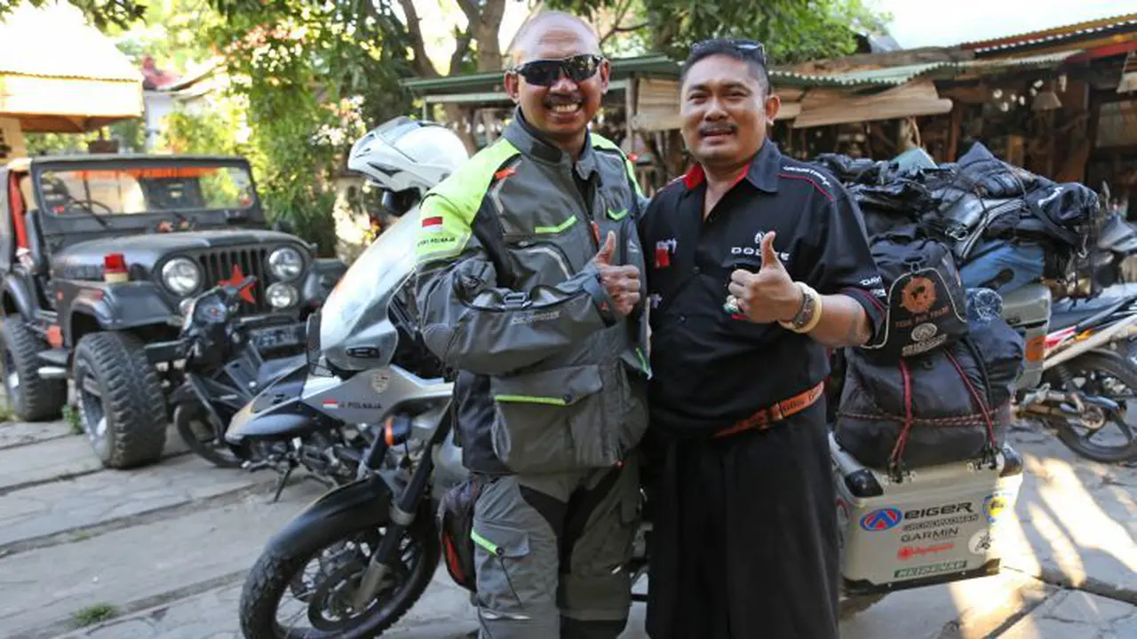 Inilah Orang Indonesia yang Kelilingi 97 Negara Naik Motor