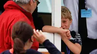 Pangeran George melihat orangtuanya turut bertanding dalam The King's Cup di Cowes, Inggris, 8 Agustus 2019. (PETER NICHOLLS / POOL / AFP)