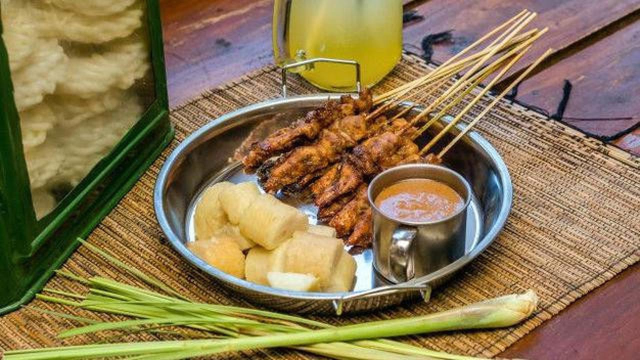 6 Tempat Makan Sate Terbaik di Puncak Bogor 2025, Favorit Wisatawan