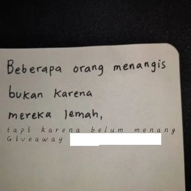6 Alasan Menangis Bukan Karena Lemah ala Netizen Ini Kocak