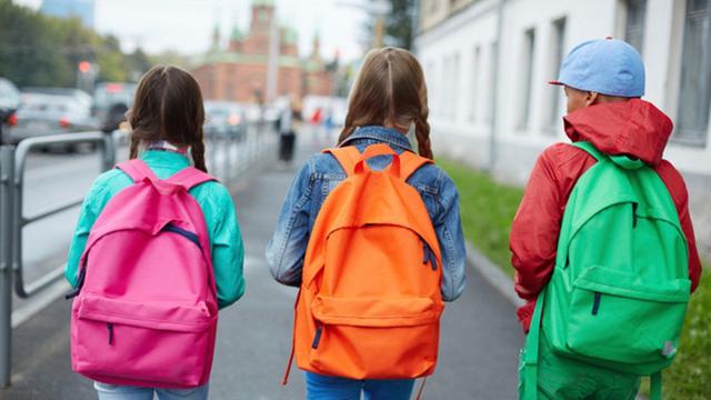Ilustrasi anak sekolah