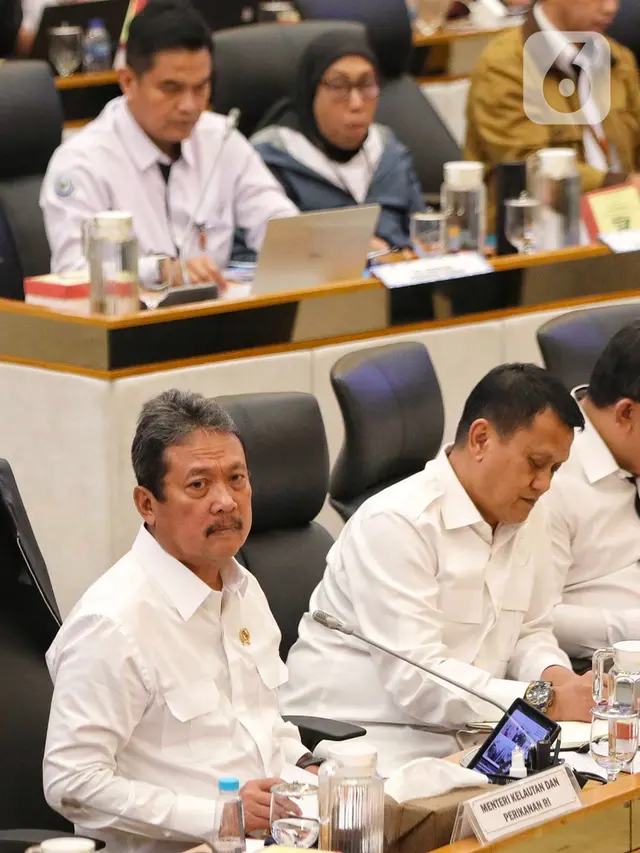 Polemik Pagar Laut, Menteri KP Sakti Wahyu Trenggono Penuhi Panggilan Komisi IV DPR RI
