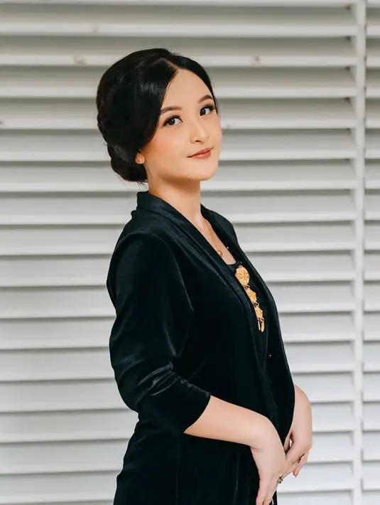 <p>[Instagram/ria_nsuzan]</p>