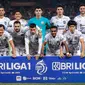 Tim starting XI Borneo FC berfoto sebelum menghadapi Persija Jakarta pada laga pekan ke-7 BRI Liga 1 2023/2024 di Stadion Patriot Candrabhaga, Bekasi, Rabu (9/8/2023). (Bola.com/Bagaskara Lazuardi)