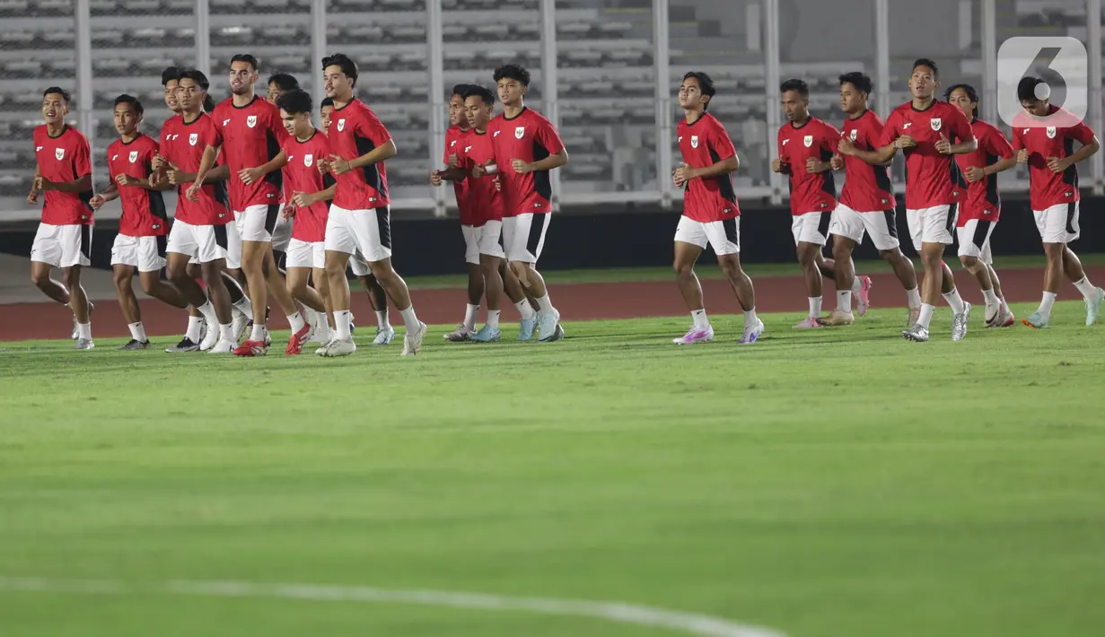 Saat ini, Indonesia U-23 dan Filipina sama-sama mengoleksi tiga angka berbekal kemenangan di laga pertama. (Liputan6.com/Helmi Fithriansyah)