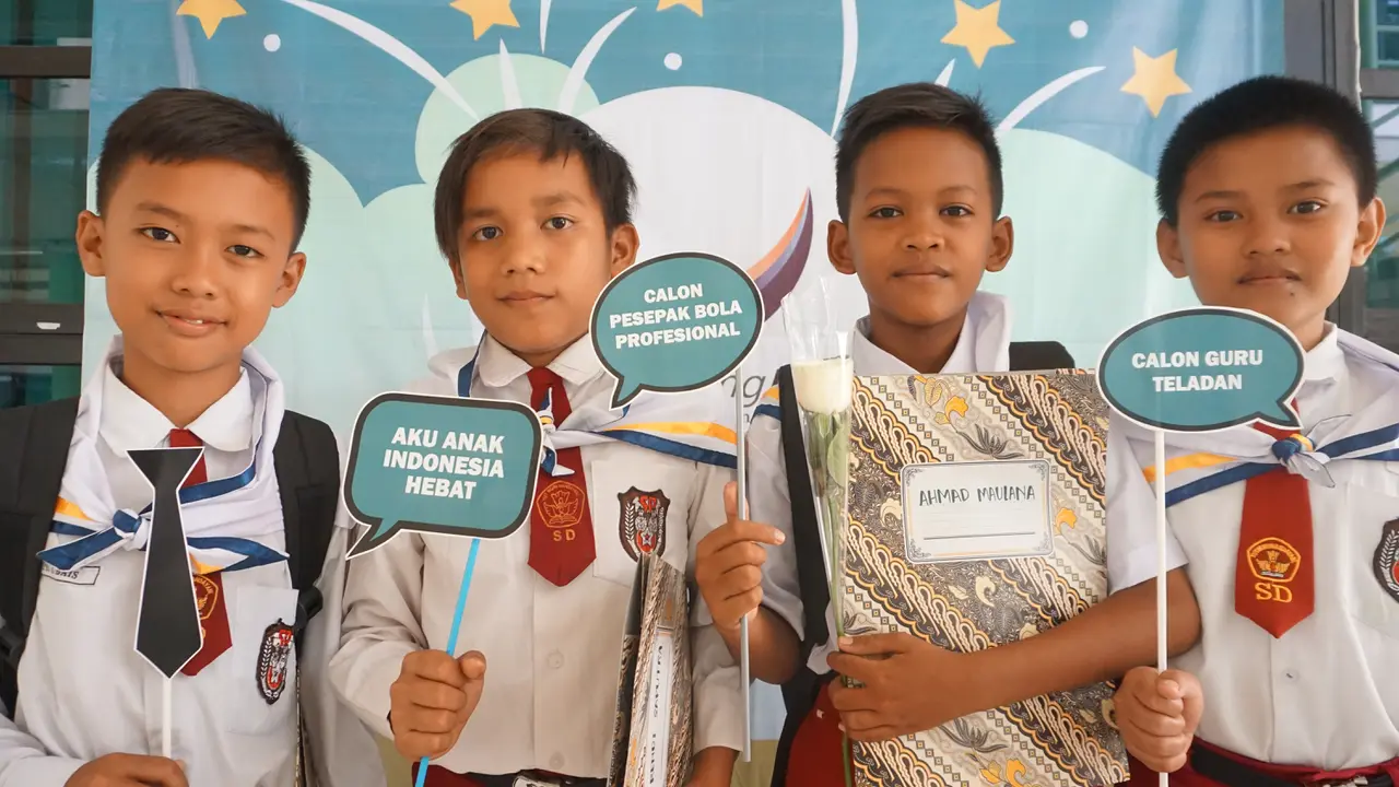 Keterbatasan bukan suatu penghalang, karena masa depan yang cerah adalah hak setiap anak bangsa.