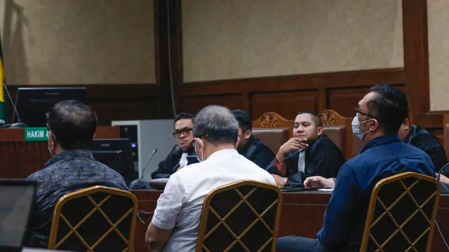 Tiga Hakim Pembebas Ronald Tannur Dituntut Hukuman 9 dan 12 Tahun Penjara