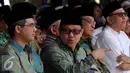 Ketua Umum PKB Muhaimin Iskandar saat menghadiri acara kirab Resolusi Jihad NU di Jakarta, Kamis, (22/10/2015). Hari Santri Nasional bertepatan dengan peringatan Resolusi Jihad yang dikeluarkan oleh KH Hasyim Asy'ari. (Liputan6.com/Johan Tallo)