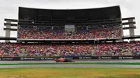 Red Bull Racing Honda Max Verstappen memenangkan balapan Formula One (F1) GP Jerman di Hockenheimring, Hockenheim, Minggu (28/7/2019). (AFP/Adrej Isakovic)