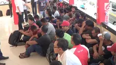Polda Kepri menggagalkan pengiriman puluhan TKI ilegal dalam sebuah speedboat.