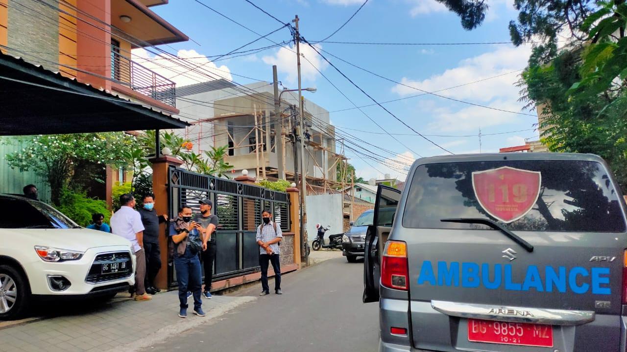 Diduga Sakit, Ambulans dan Oksigen Disiagakan di Rumah Anak Akidi Tio