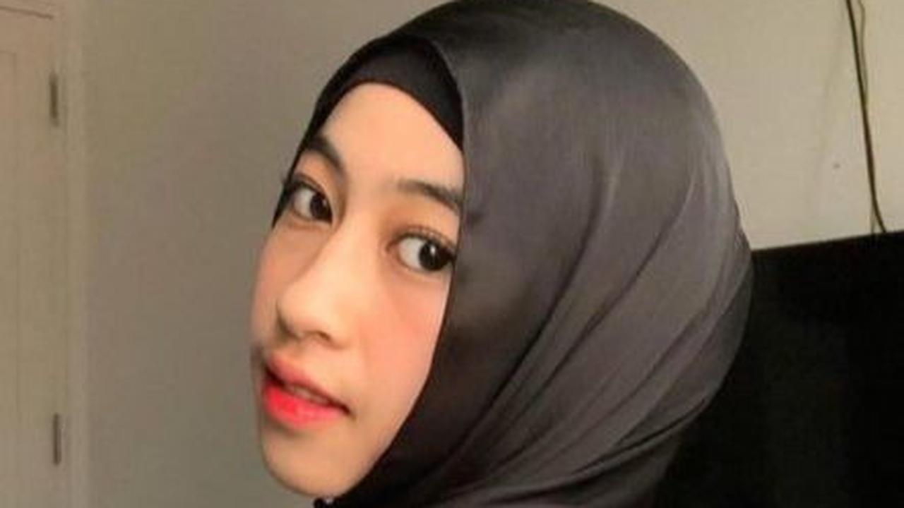 8 Foto Adiba Khanza yang Akan Segera Menikah dengan pemain sepak bola tampan, Ummi Pipik Sebut  persiapan hampir selesai
