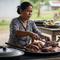 Cara Mengolah Daging Kurban agar Empuk/Gemini AI