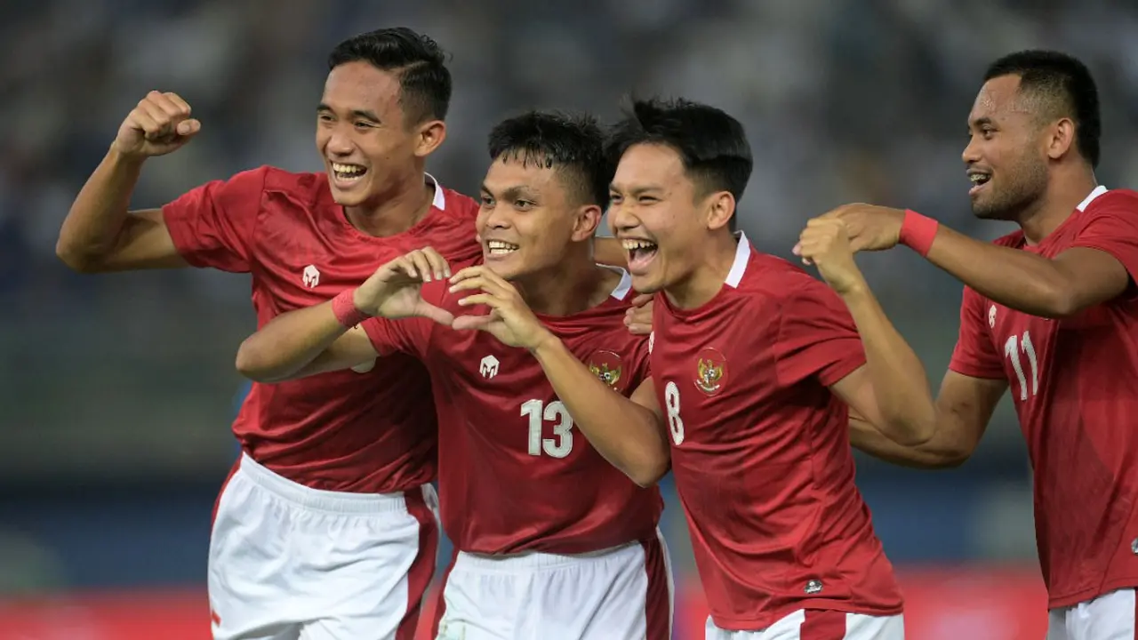 Foto: Aksi Spartan Para Penggawa Timnas Indonesia saat Menang Comeback atas Tuan Rumah Kuwait di Kualifikasi Piala Asia 2023