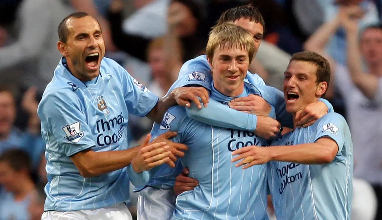 Michael Johnson. Sempat menjadi harapan sebagai pemain muda potensial Manchester City yang promosi ke tim utama pada musim 2006/2007, di musim berikutnya saat penampilannya makin mumpuni ia justru terkena cedera hernia. Di usia 24 tahun pada Januari 2013 ia memutuskan pensiun. (AFP/Andrew Yates)