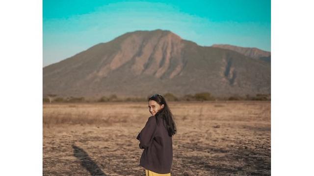 Adila Fitri saat berada di Taman Baluran Nasional