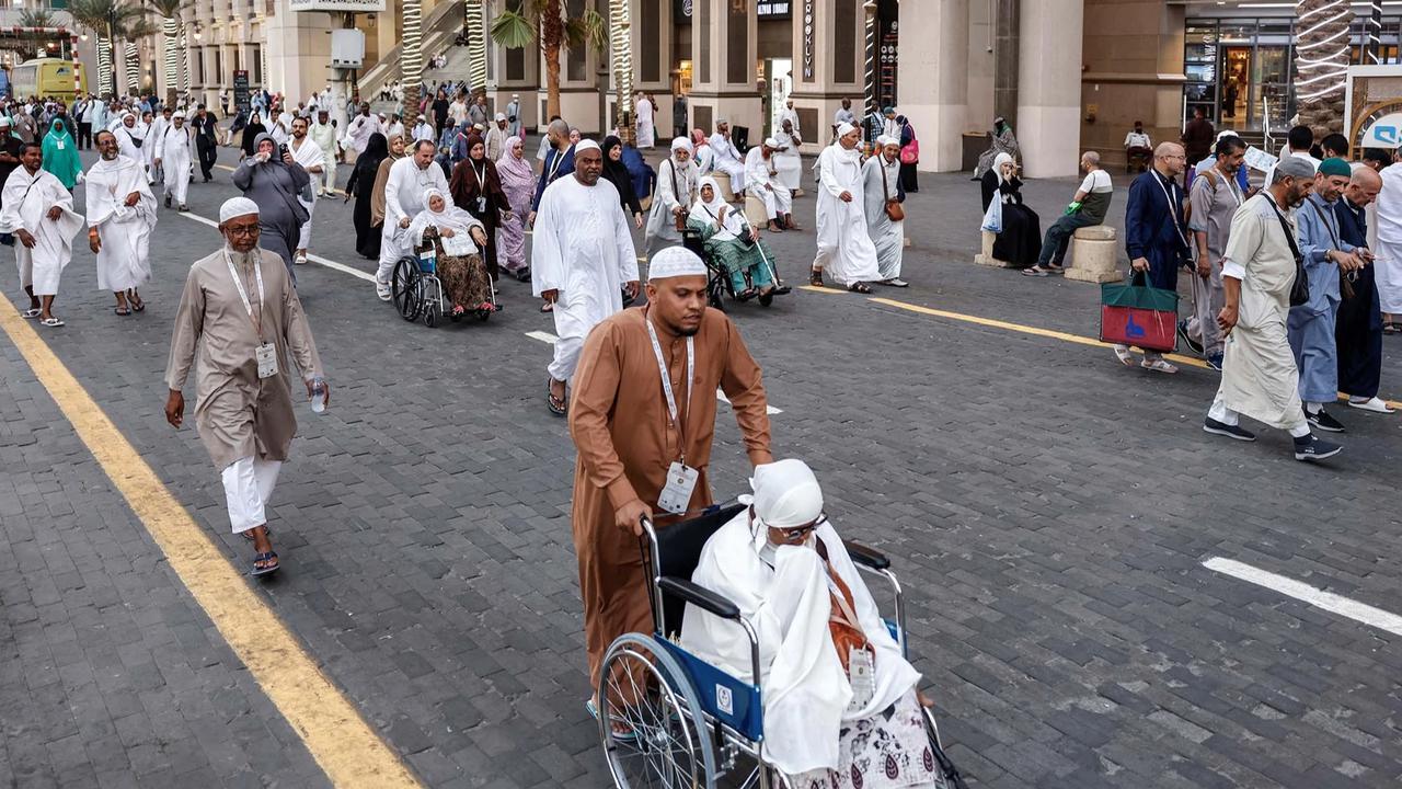 FOTO: Lautan Jamaah Haji  Padati Makkah Jelang Puncak Haji