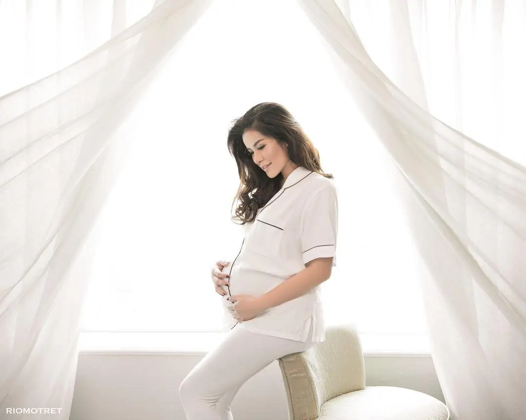 Penampilan Olla Ramlan yang tetap cantik saat hamil. (Image: ollaramlanaufar/instagram)