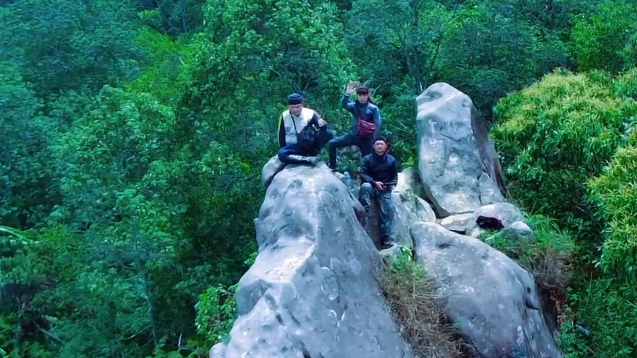 Gunung Negara Padang https://youtu.be/n5_lscnD_Sw?si=YeZSNQCVeIN2GQMQ