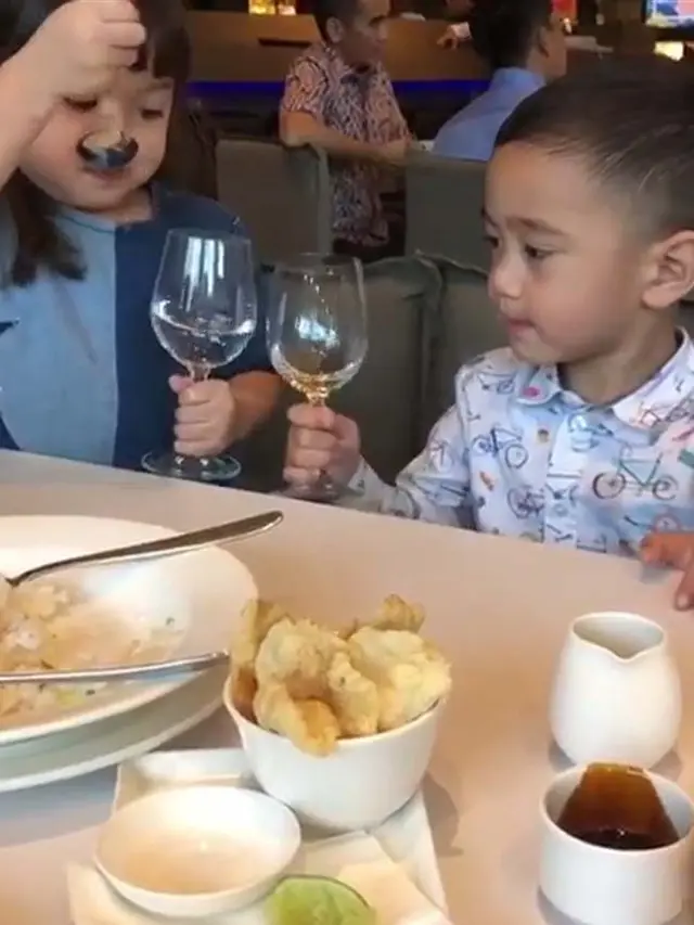 [Bintang] Rafathar dan Gempi