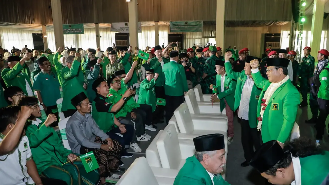 Plt Ketua Umum PPP Muhamad Mardiono hadir di Ballroom Merapi, PRPP, Semarang untuk mengukuhkan Bacaleg DPR RI, DPRD I dan DPRD II, serta melantik PW WPP Jawa Tengah (Istimewa)