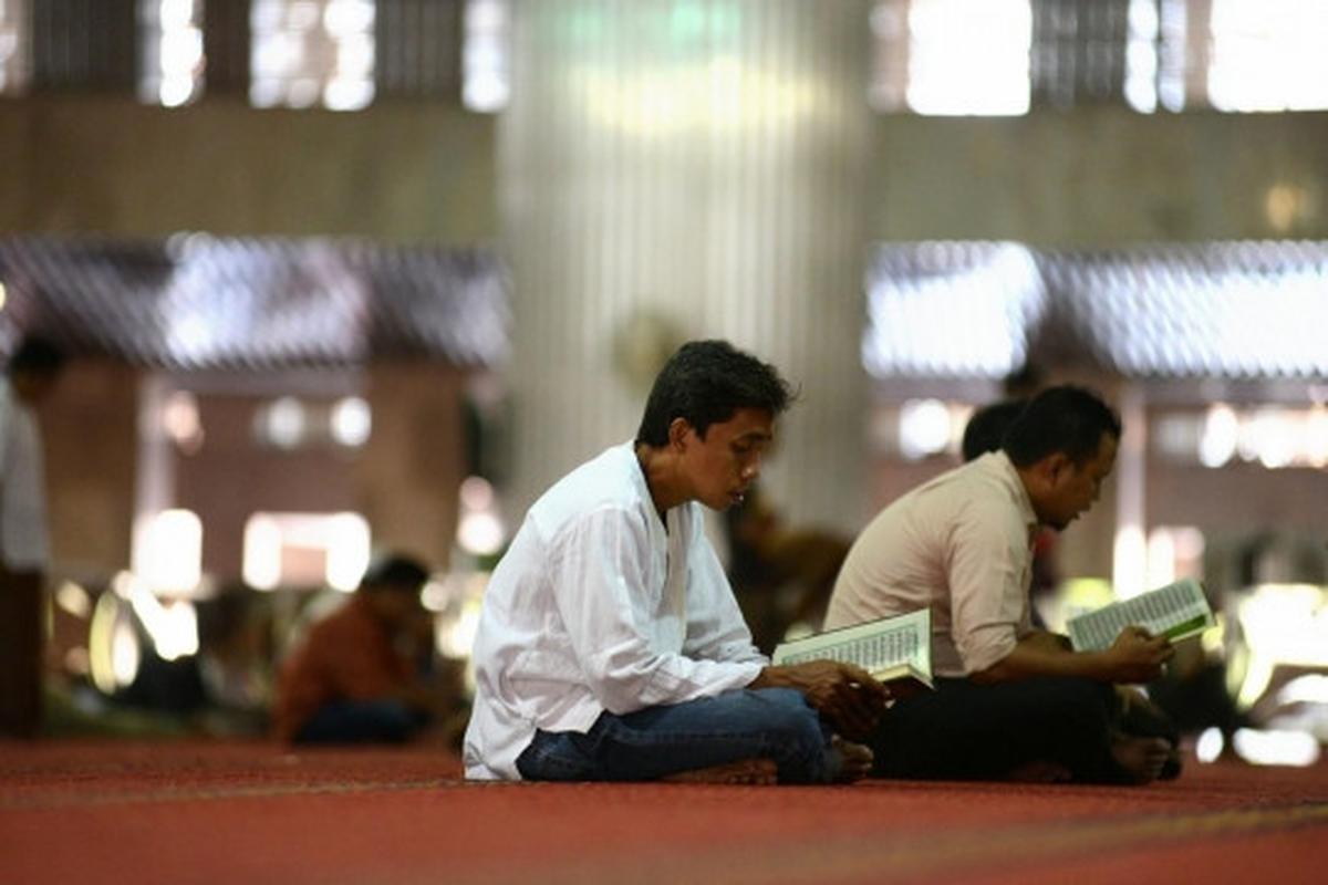 Bertadarus mengisi puasa Ramadan di Masjid Istiqlal