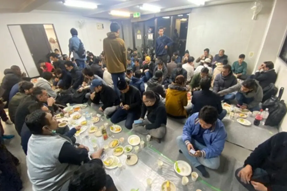 Suasana berbuka puasa bersama di Hiroshima Islamic Cultural Center tahun 2023.