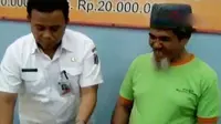 Mukhlis, pengemis jalanan yang kantongi uang Rp 90 juta hidup sebatang kara. Sementara sidang pembelaan Jessica Wongso memasuki hari kedua.