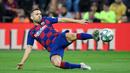 Jordi Alba (40 juta euro) - Bek kiri andalan Barcelona ini merupakan hasil akademi Barcelona pada tahun 1998-2005 dan melanjutkan karier senior di Valencia. Pada 2012, Alba kembali memperkuat Barcelona. (AFP/Lluis Gene)