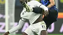 Hasil ini membuat Il Nerazzurri mengemas 25 poin dari 12 laga dan kini mereka menempati posisi empat klasemen Liga Italia 2024/2025. Sementara Napoli di peringkat pertama dengan koleksi 26 angka. (Gabriel BOUYS/AFP)
