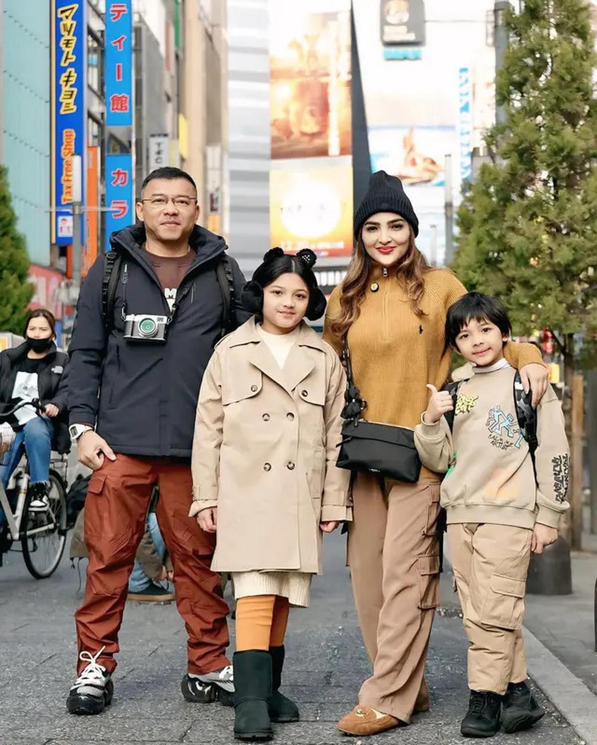 Gaya Modis Anak Artis yang Mencuri Perhatian di Liburan Musim Dingin dari Ameena-Azura Putri Aurel Hermasyah hingga Moana Putri Ria Ricis