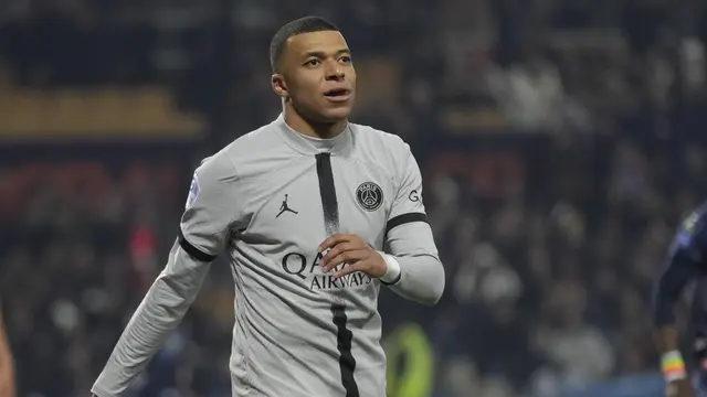 Kylian Mbappe - Paris Saint-Germain